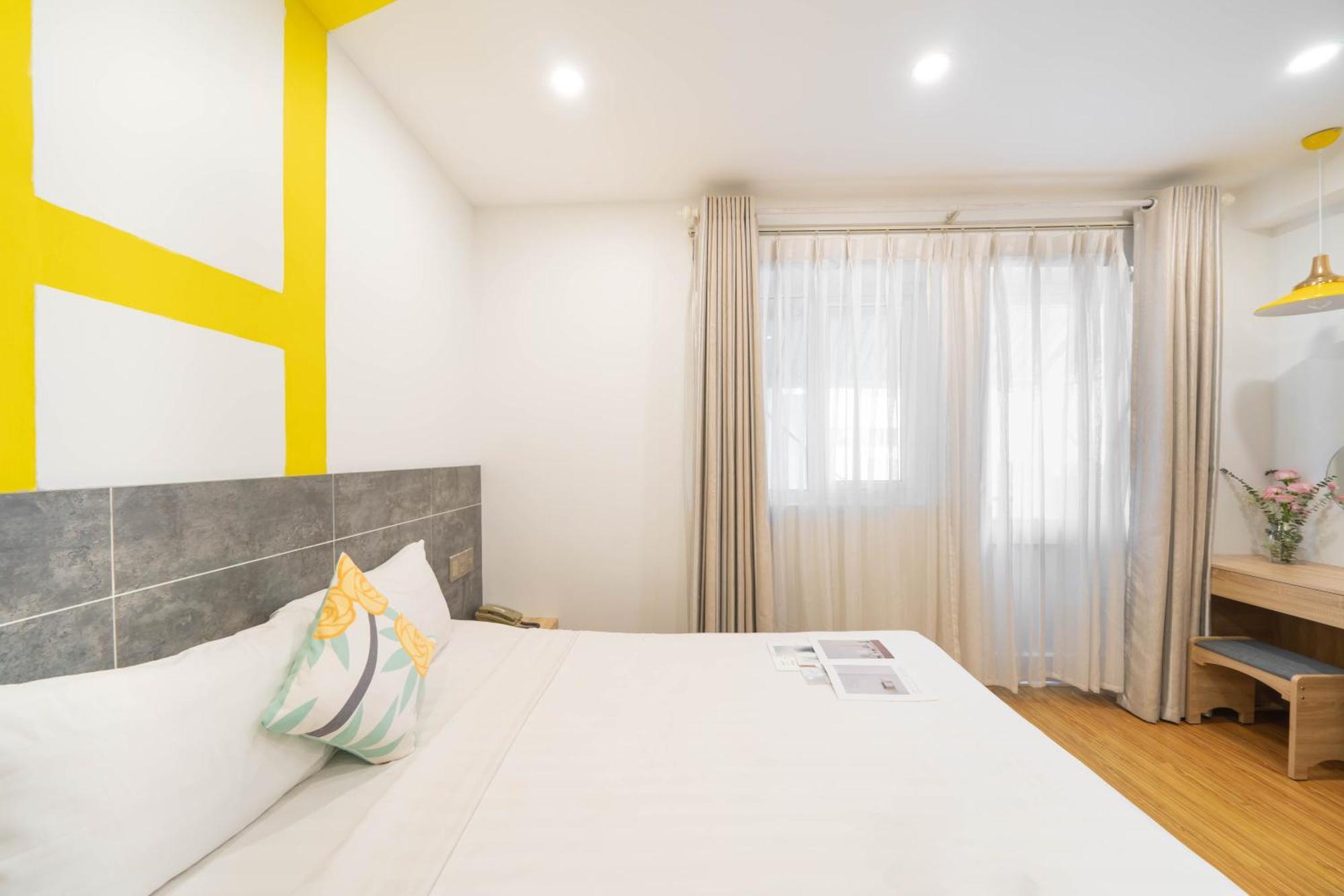 Happy Day Riverside Hotel & Spa Danang By Haviland Esterno foto